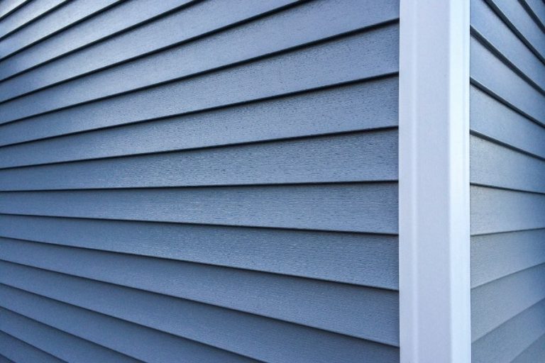 HardiePlank vs. HardiePanel: Finding the Right Siding for Your Home